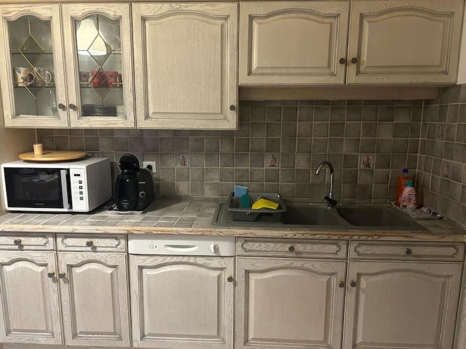 Appartement A สตราสบูร์ก ภายนอก รูปภาพ